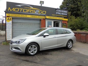 Vauxhall Astra 1.6 CDTi ecoTEC BlueInjection Tech Line Nav Sports Tourer Euro 6
