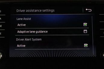 Skoda Octavia 2.0 TDI Scout DSG 4WD Euro 6 (s/s) 5dr