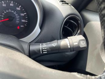 Nissan Juke 1.6 Acenta Premium XTRON Euro 5 5dr