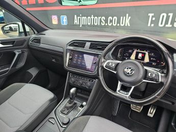 Volkswagen Tiguan 2.0 TSI R-Line Tech DSG 4Motion Euro 6 (s/s) 5dr