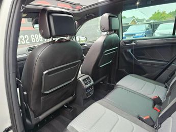 Volkswagen Tiguan 2.0 TSI R-Line Tech DSG 4Motion Euro 6 (s/s) 5dr