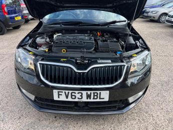 Skoda Octavia 1.6 TDI Elegance DSG Euro 5 (s/s) 5dr