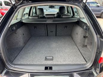 Skoda Octavia 1.6 TDI Elegance DSG Euro 5 (s/s) 5dr