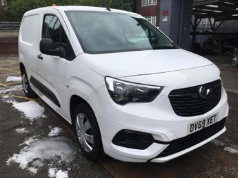 Vauxhall Combo 1.6 Turbo D 2300 Sportive L1 H1 Euro 6 (s/s) 4dr