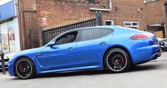 Porsche Panamera 4.8 V8 GTS PDK 4WD Euro 6 (s/s) 5dr