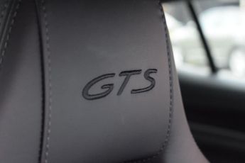 Porsche Panamera 4.8 V8 GTS PDK 4WD Euro 6 (s/s) 5dr