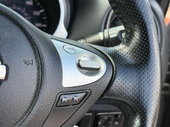 Nissan Juke 1.6 Acenta Premium XTRON Euro 5 5dr