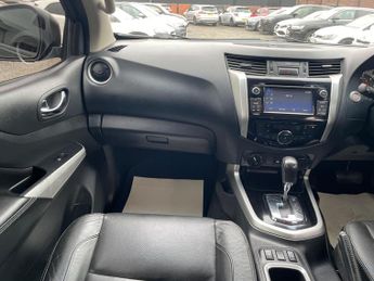 Nissan Navara 2.3 dCi Tekna Auto 4WD Euro 5 4dr
