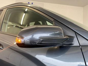 Hyundai KONA 64kWh Premium Auto 5dr (10.5kW Charger)
