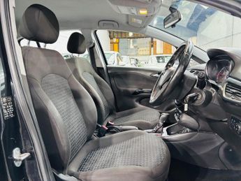 Vauxhall Corsa 1.4i ecoFLEX Design Easytronic Euro 6 (s/s) 5dr