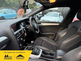 Audi A4 Avant 2.0 TDI S line Multitronic Euro 5 (s/s) 5dr