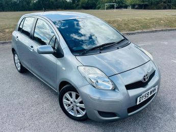 Toyota Yaris 1.33 Dual VVT-i TR Euro 4 (s/s) 5dr