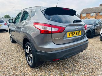 Nissan Qashqai 1.2 DIG-T n-tec+ XTRON 2WD Euro 6 (s/s) 5dr