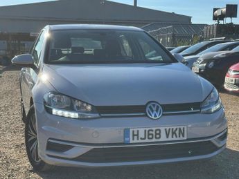 Volkswagen Golf TDi 1.6 TDI SE Nav Euro 6 (s/s) 5dr