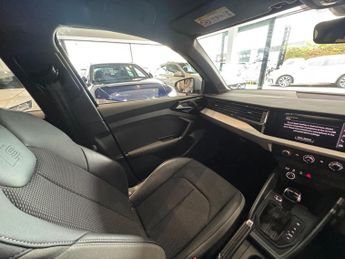 Audi A1 A1 Sportback Tfsi S Line Compe 5 Door Hatchback Automatic