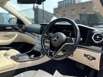 Mercedes-Benz E Class 2.0 E300de 13.5kWh AMG Line Edition G-Tronic+ Euro 6 (s/s) 4dr