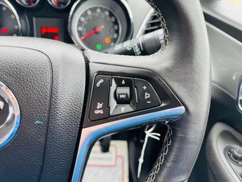 Vauxhall Mokka 1.4i Turbo Exclusiv Auto 2WD Euro 6 5dr