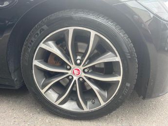 Jaguar XF 2.0d R-Sport Auto Euro 6 (s/s) 4dr