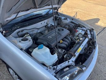 Toyota Corolla 1.6 GS 5dr