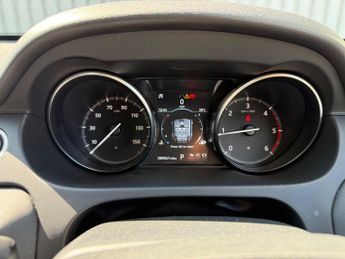 Land Rover Discovery Sport 2.0 TD4 HSE Auto 4WD Euro 6 (s/s) 5dr