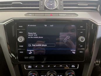 Volkswagen Passat 1.5 TSI EVO R-Line Euro 6 (s/s) 4dr