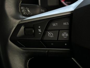 SEAT Leon 1.5 TSI EVO SE Dynamic Euro 6 (s/s) 5dr