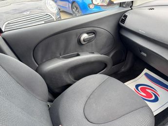 Nissan Micra 1.2 16v n-tec 5dr