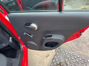 Nissan Micra 1.2 16v n-tec 5dr