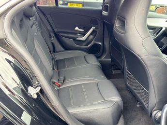 Mercedes-Benz CLA 1.3 CLA250e 15.6kWh AMG Line (Premium) Coupe 8G-DCT Euro 6 (s/s)