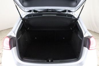 Mercedes-Benz A Class 2.0 A220d AMG Line (Executive) 8G-DCT Euro 6 (s/s) 5dr