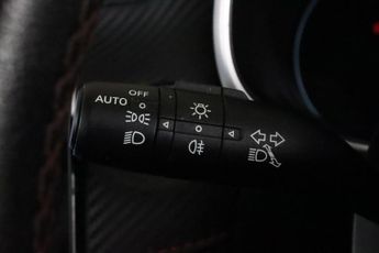 MG MG ZS 72.6kWh Trophy Connect Long Range Auto 5dr