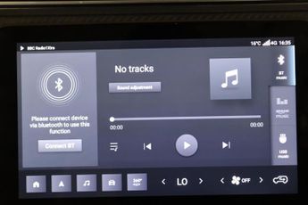 MG MG ZS 72.6kWh Trophy Connect Long Range Auto 5dr