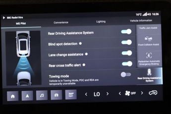 MG MG ZS 72.6kWh Trophy Connect Long Range Auto 5dr