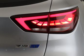 MG MG ZS 72.6kWh Trophy Connect Long Range Auto 5dr