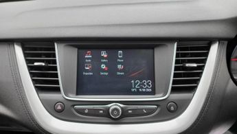 Vauxhall Grandland X 1.2 Turbo SE Premium Auto Euro 6 (s/s) 5dr