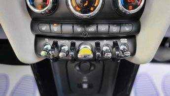 MINI Electric Hatch Cooper SE 32.6kWh Level 3 Auto 3dr