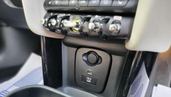 MINI Electric Hatch Cooper SE 32.6kWh Level 3 Auto 3dr
