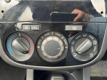 Vauxhall Corsa 1.4 16V SE Auto Euro 5 5dr