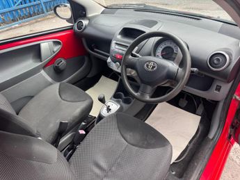 Toyota AYGO 1.0 VVT-i + MultiMode Euro 4 3dr