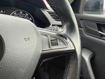 Skoda Superb 2.0 TDI SE L Executive DSG Euro 6 (s/s) 5dr