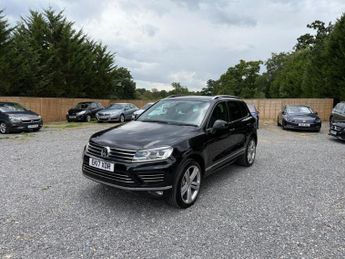 Volkswagen Touareg 3.0 TDI V6 BlueMotion Tech R-Line Plus Tiptronic 4WD Euro 6 (s/s