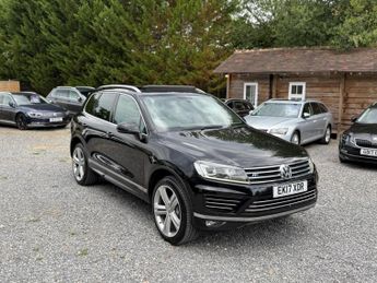 Volkswagen Touareg 3.0 TDI V6 BlueMotion Tech R-Line Plus Tiptronic 4WD Euro 6 (s/s