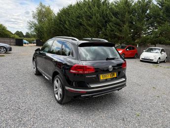 Volkswagen Touareg 3.0 TDI V6 BlueMotion Tech R-Line Plus Tiptronic 4WD Euro 6 (s/s