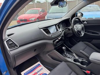 Hyundai TUCSON 2.0 CRDi SE Nav Auto 4WD Euro 6 5dr