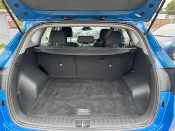 Hyundai TUCSON 2.0 CRDi SE Nav Auto 4WD Euro 6 5dr