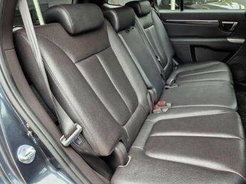 Hyundai Santa Fe 2.2 CRDi Premium Auto 4WD Euro 5 5dr (5 seat)
