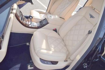 Bentley Arnage 6.8 T 4dr