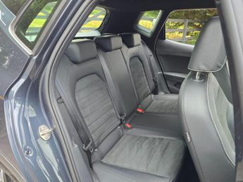 SEAT Arona 1.6 TDI XCELLENCE Lux DSG Euro 6 (s/s) 5dr