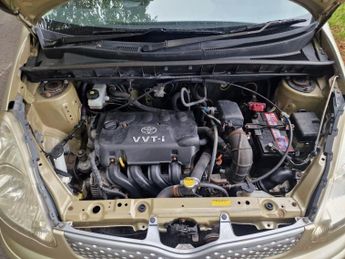 Toyota Yaris Verso 1.3 VVT-i T3 5dr