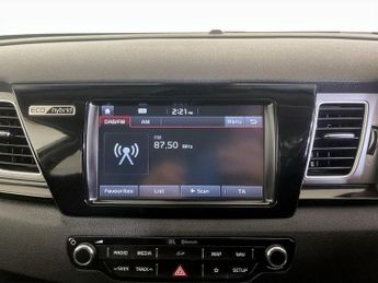 Kia Niro 1.6h GDi 3 DCT Euro 6 (s/s) 5dr ( 16in Alloy)